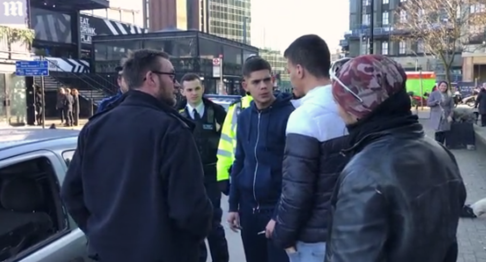VIDEO. Reacția unui român, după ce i-a fost detonată mașina, în Londra. „Ce-a zis?” - Imaginea 4