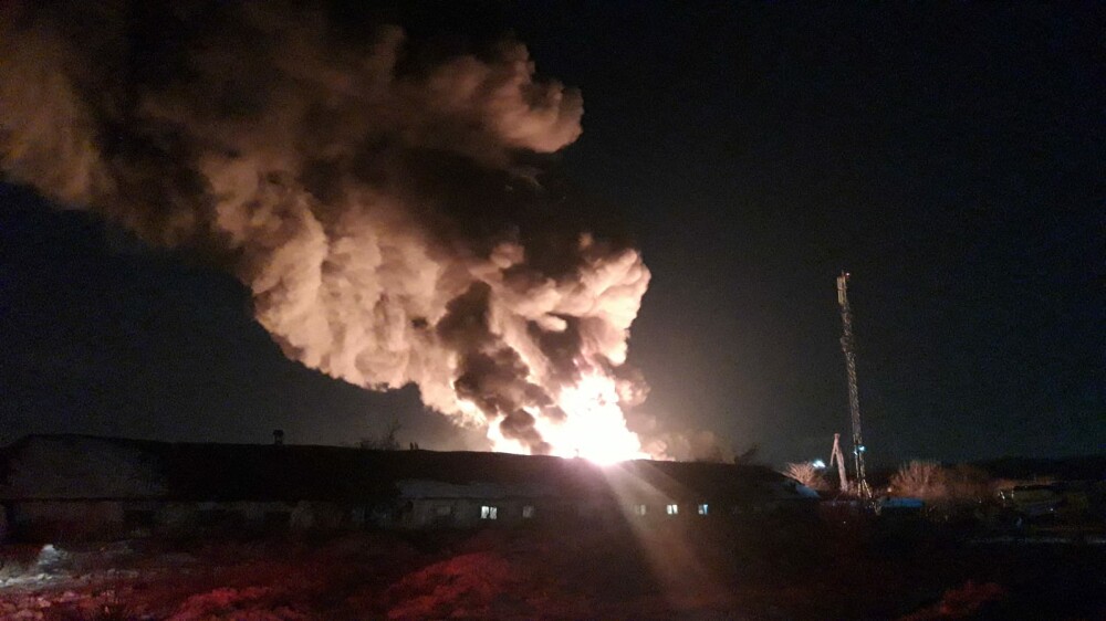 VIDEO. Incendiu violent în Ilfov. O hală de producție a fost mistuită de flăcări - Imaginea 3