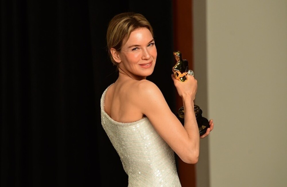 Top 10 cele mai frumoase ținute de la Premiile Oscar 2020 - Imaginea 20