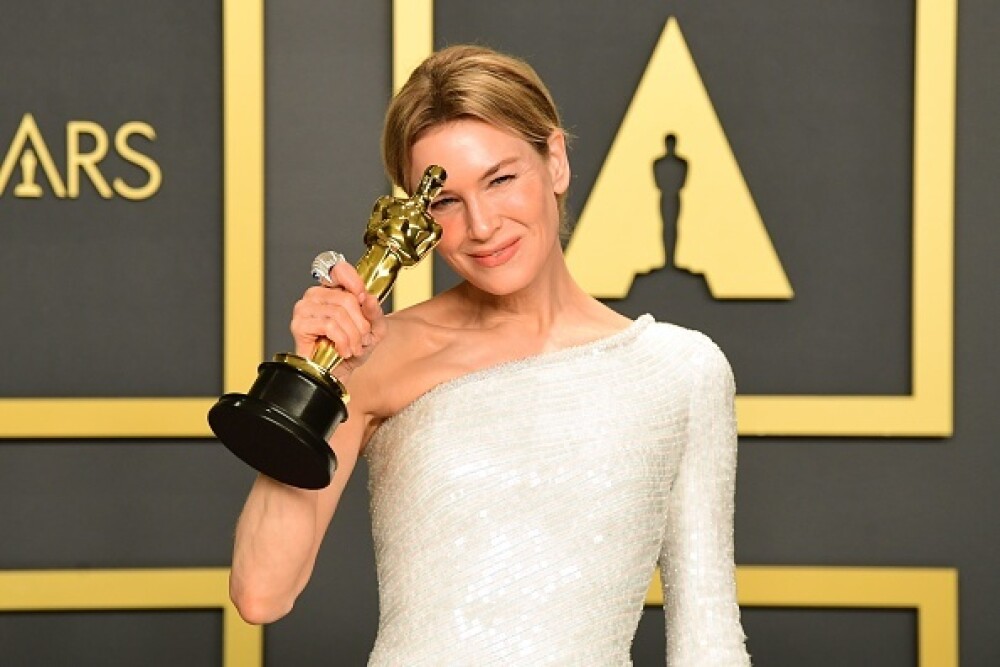 Cine este Renee Zellweger, cea care a câștigat Oscarul pentru cea mai bună actriță în rol principal - Imaginea 1