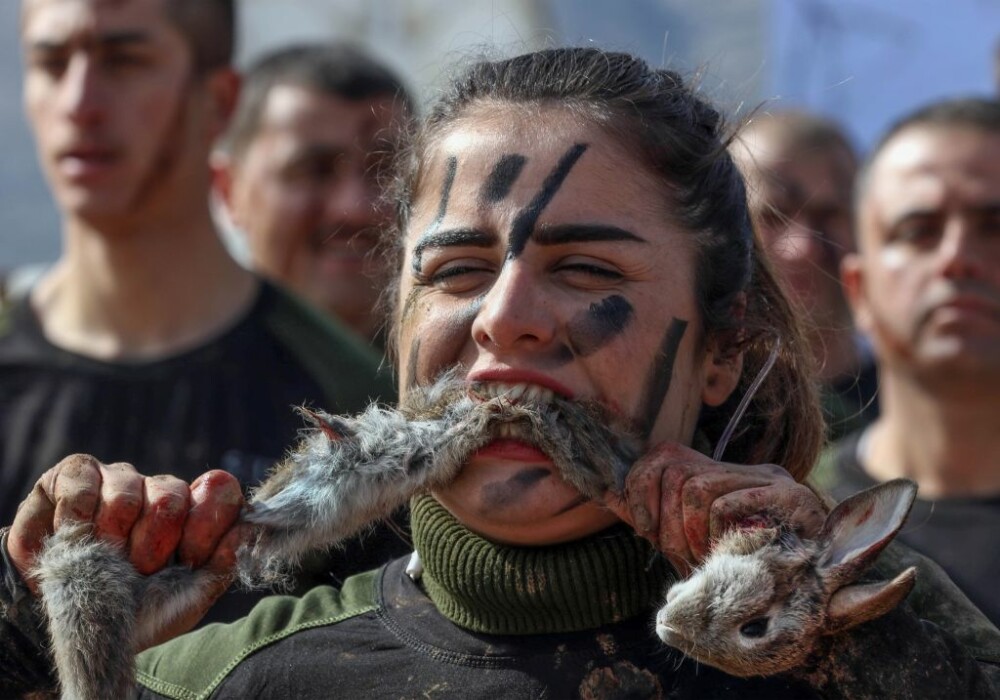 Cum se pregătesc femeile kurde de război. Extremiștii ISIS sunt „îngroziți” - Imaginea 3