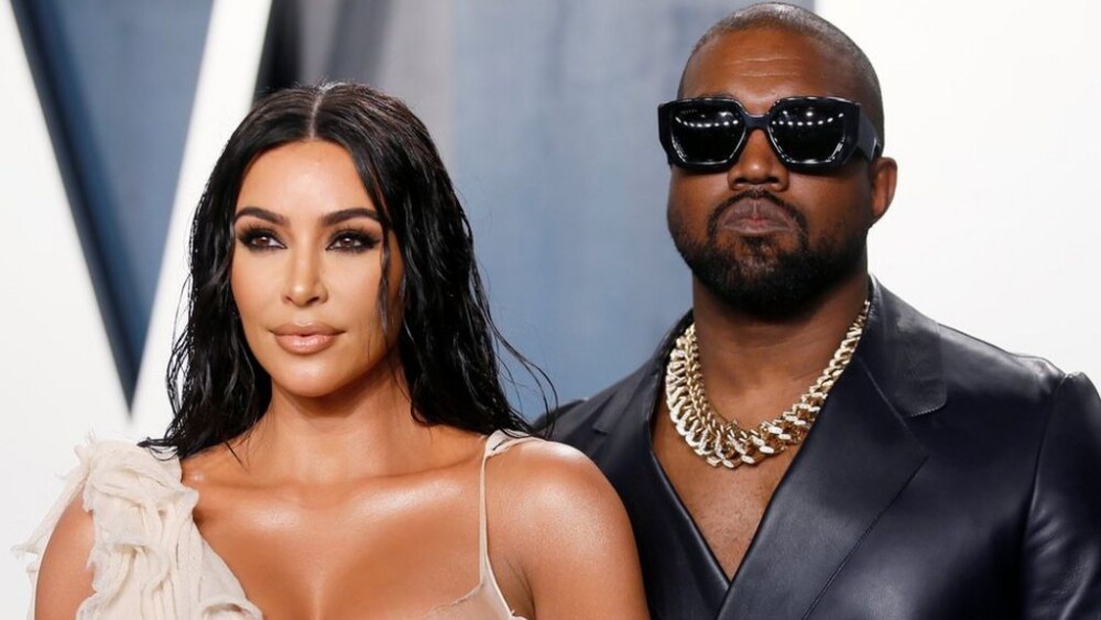 Kim Kardashian divorţează oficial de Kanye West, după aproape 7 ani de căsnicie - Imaginea 1