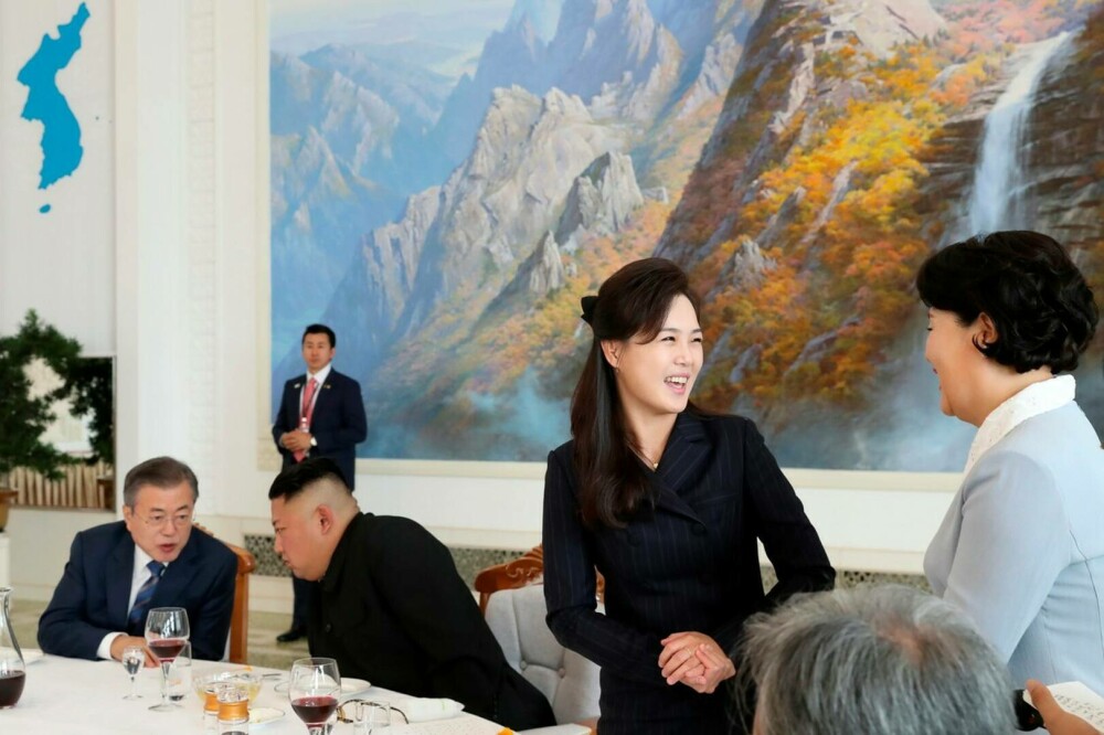 Soţia lui Kim Jong-un, prima apariție în public după cinci luni. Unde a fost văzută Prima Doamnă a Coreei de Nord - Imaginea 4
