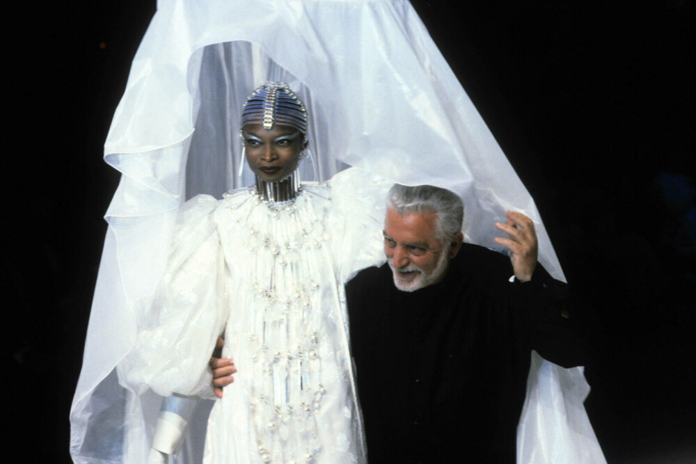 Cine a fost Paco Rabanne. A fost unul dintre cei mai cunoscuți creatori de modă din lume | GALERIE FOTO - Imaginea 12