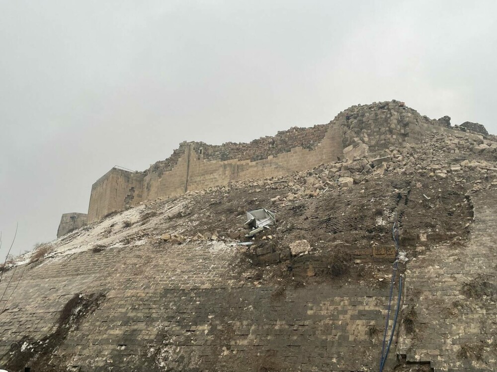 Un castel construit acum peste 2.200 ani a fost distrus de cutremurul din Turcia. GALERIE FOTO și VIDEO - Imaginea 7