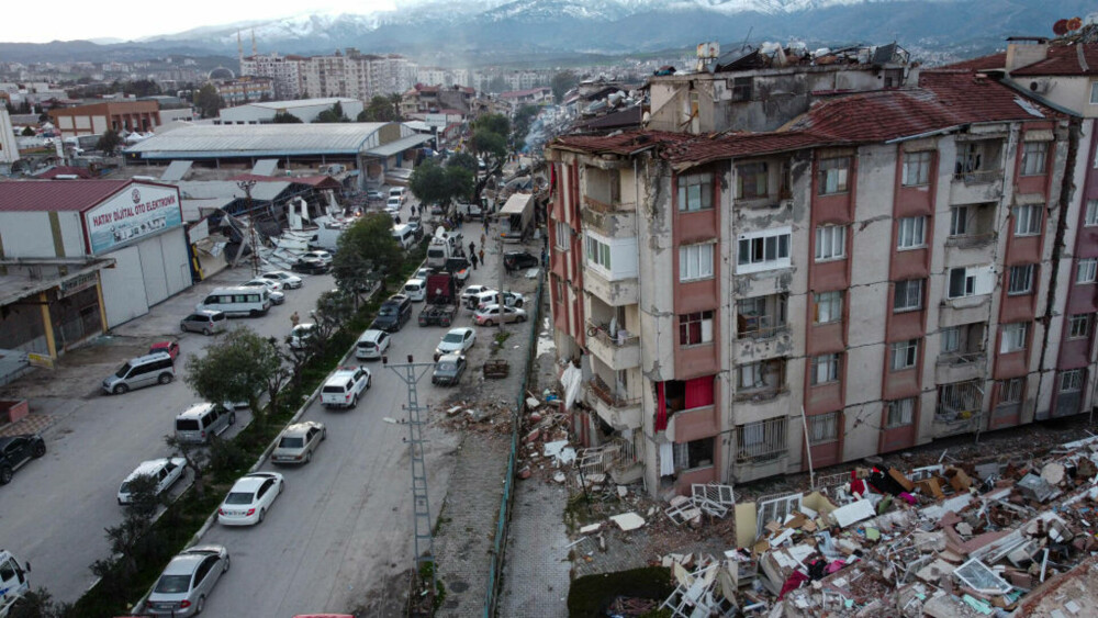 Cutremure devastatoare în Turcia și Siria. Bilanțul deceselor a depășit 12.000, iar eforturile de căutare și salvare continuă - Imaginea 17