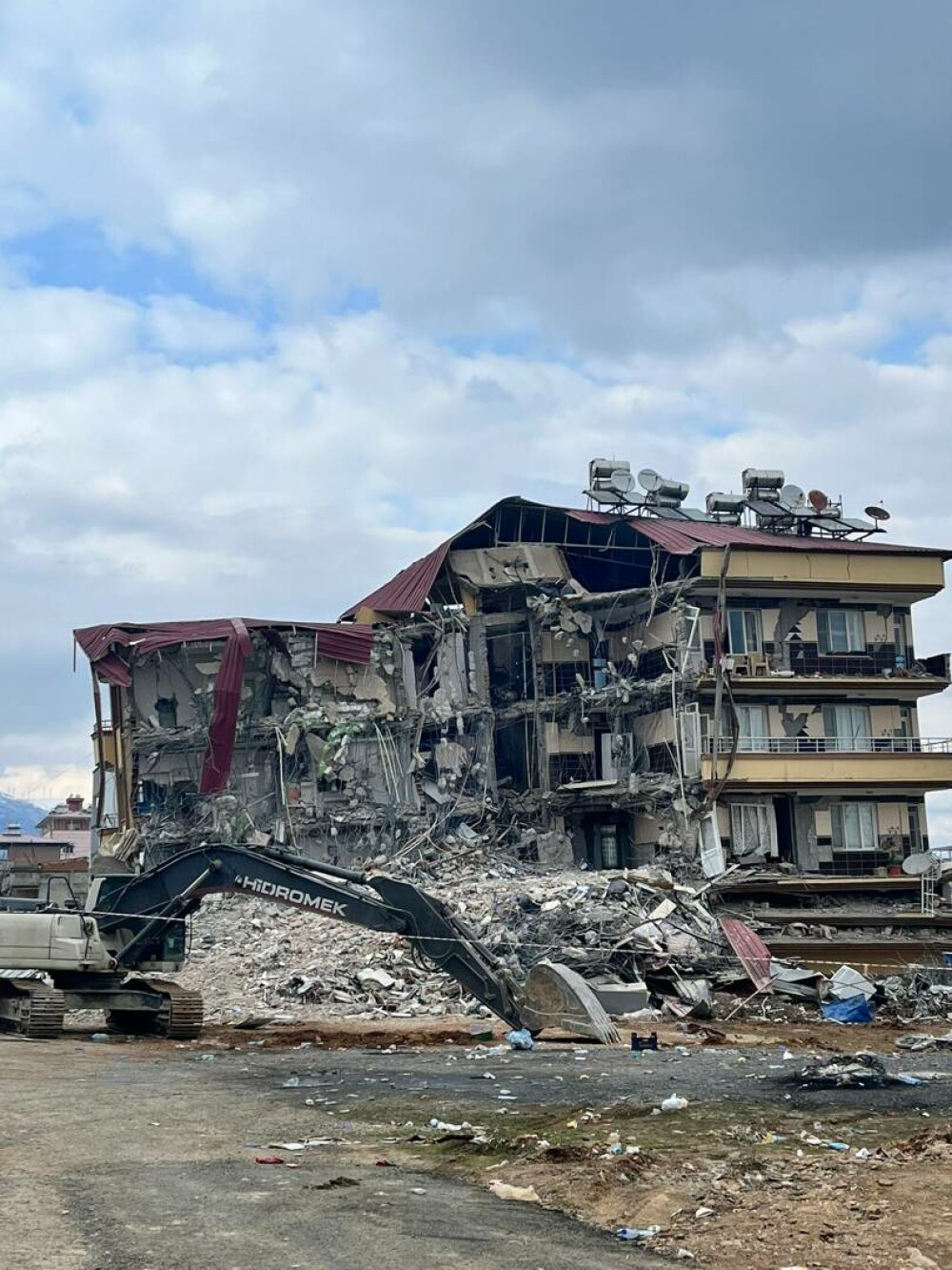 Cutremure în Turcia și Siria. Sunt peste 23.700 de morți. Turcii refuză ajutorul din partea Ciprului - Imaginea 21
