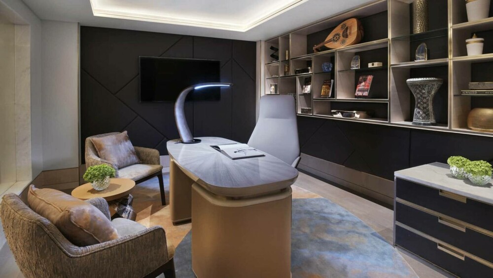 Cum arată apartamentul lui Cristiano Ronaldo din Arabia Saudită. Costă 300.000 de dolari pe lună | GALERIE FOTO - Imaginea 1