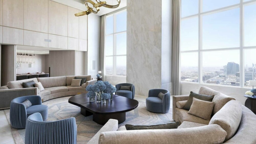 Cum arată apartamentul lui Cristiano Ronaldo din Arabia Saudită. Costă 300.000 de dolari pe lună | GALERIE FOTO - Imaginea 3