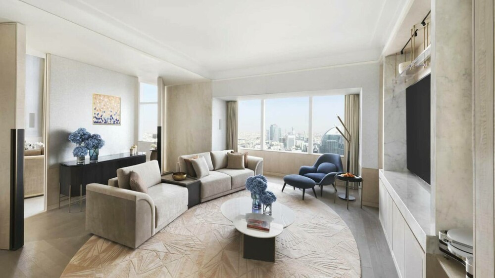 Cum arată apartamentul lui Cristiano Ronaldo din Arabia Saudită. Costă 300.000 de dolari pe lună | GALERIE FOTO - Imaginea 10