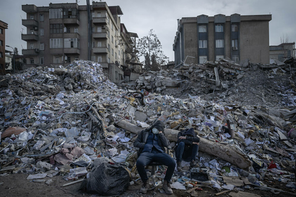 Turcia comemorează victimele cutremurului din 6 februarie 2023, cel mai grav dezastru din istoria modernă a ţării - Imaginea 11