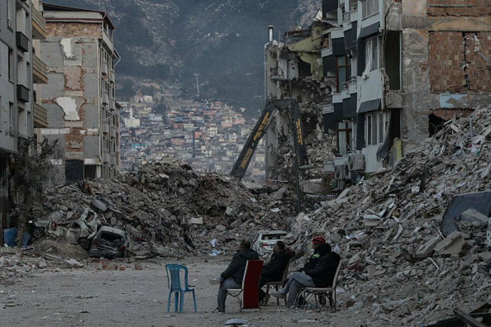 Turcia comemorează victimele cutremurului din 6 februarie 2023, cel mai grav dezastru din istoria modernă a ţării - Imaginea 21