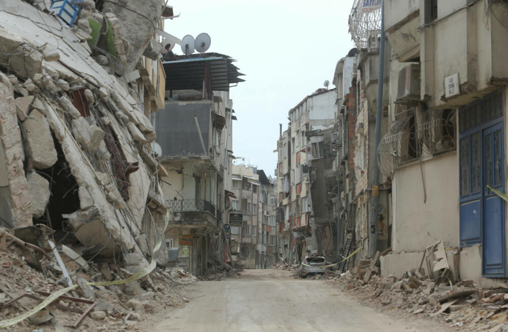 Turcia comemorează victimele cutremurului din 6 februarie 2023, cel mai grav dezastru din istoria modernă a ţării - Imaginea 9
