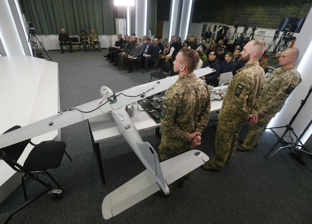 Raport: Una dintre cele mai eficiente drone ale Rusiei conține piese fabricate în Occident | FOTO - Imaginea 4