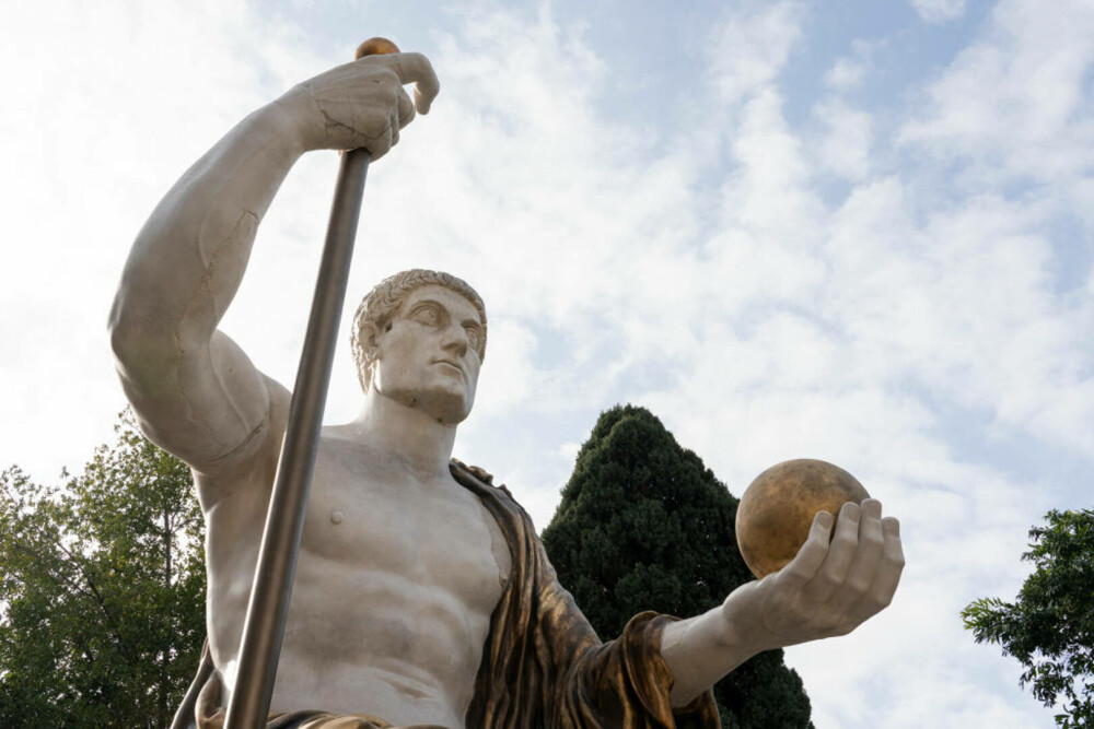 Statuia colosală a împăratului Constantin a fost reconstruită și expusă la Roma | GALERIE FOTO & VIDEO - Imaginea 6