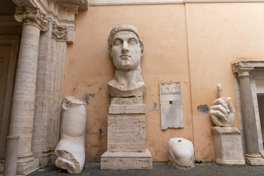 Statuia colosală a împăratului Constantin a fost reconstruită și expusă la Roma | GALERIE FOTO & VIDEO - Imaginea 8