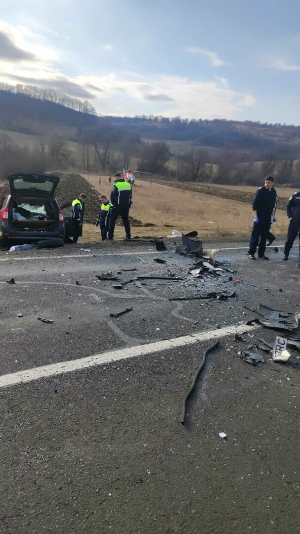 Accident rutier pe DN13, în Brașov. Doi bărbaţi au murit, iar o femeie este în stare gravă - Imaginea 1