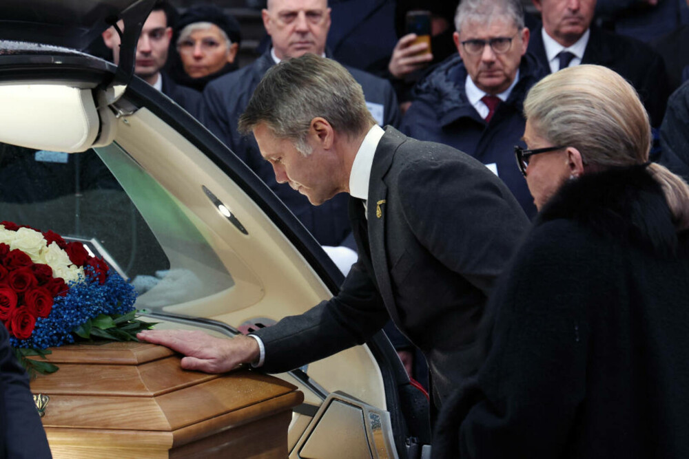 Vittorio Emanuele, fiul ultimului rege al Italiei, a fost înmormântat discret la Torino | FOTO - Imaginea 4