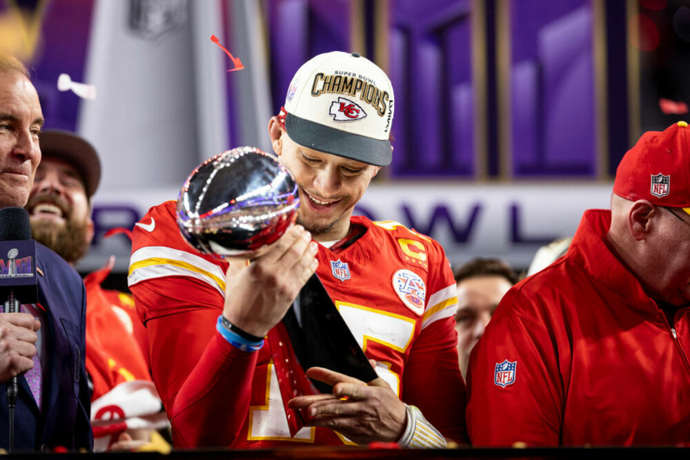 Show legendar în Vegas. Kansas City Chiefs a câștigat al doilea titlu consecutiv la Super Bowl. „Este minunat!” | FOTO - Imaginea 9