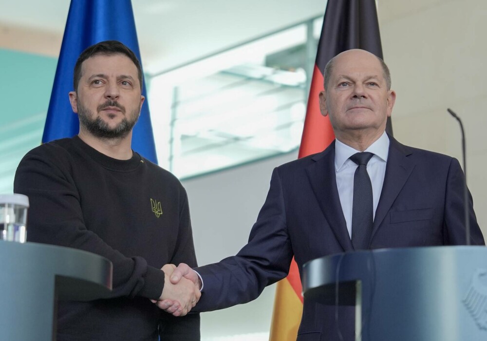 Scholz şi Zelenski semnează un acord de securitate istoric. Germania acordă un ajutor militar de 1,1 miliarde de euro - Imaginea 1