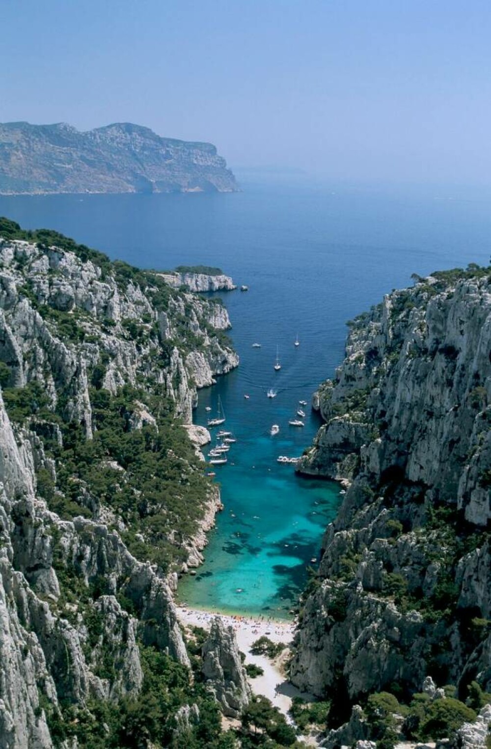 Imagini de vis cu una dintre cele mai frumoase plaje din Europa. Unde se află și cum arată - Imaginea 9