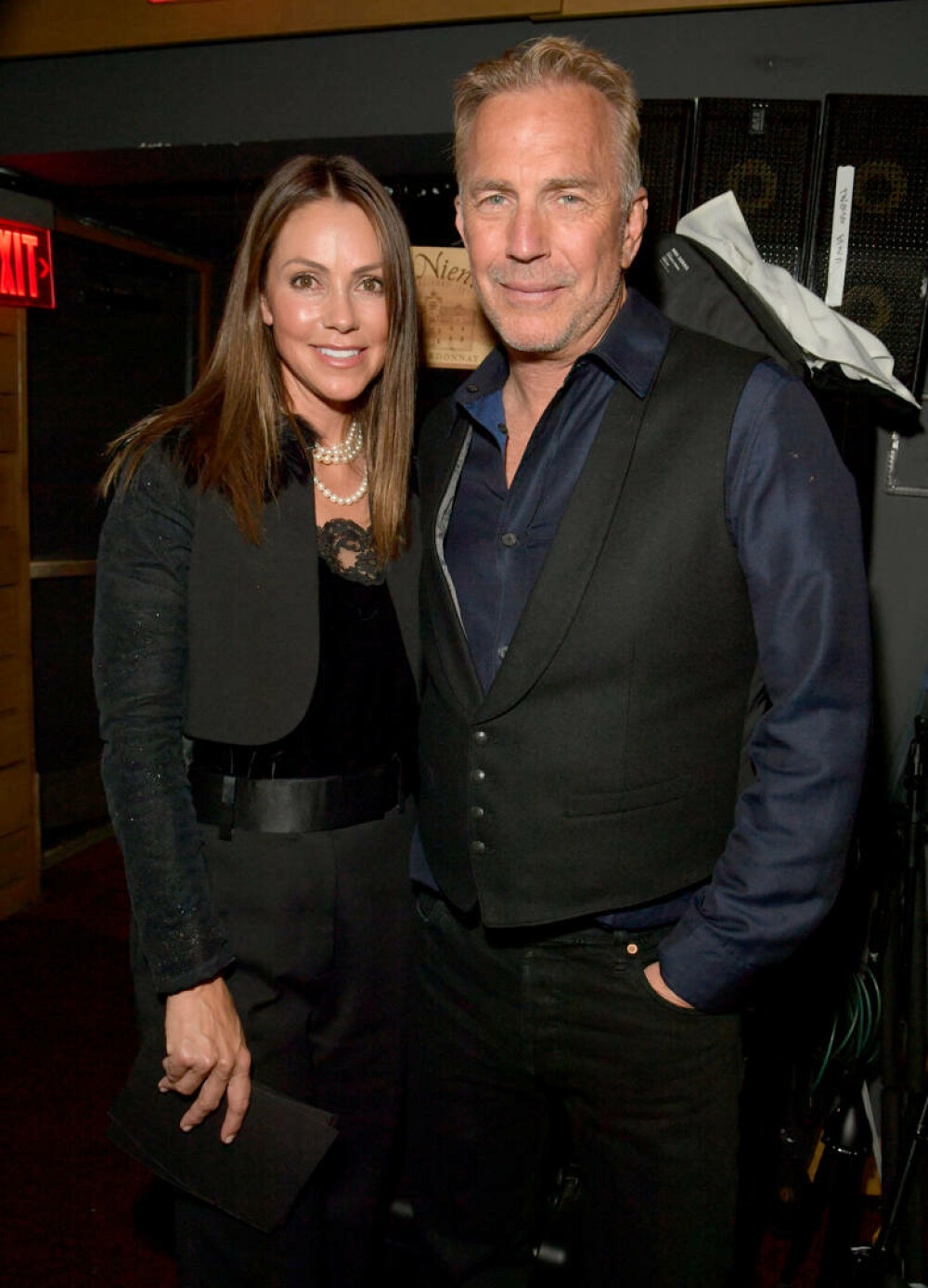 Divorţul lui Kevin Costner de Christine Baumgartner s-a finalizat, punând capăt oficial căsniciei lor după aproape 20 de ani - Imaginea 9