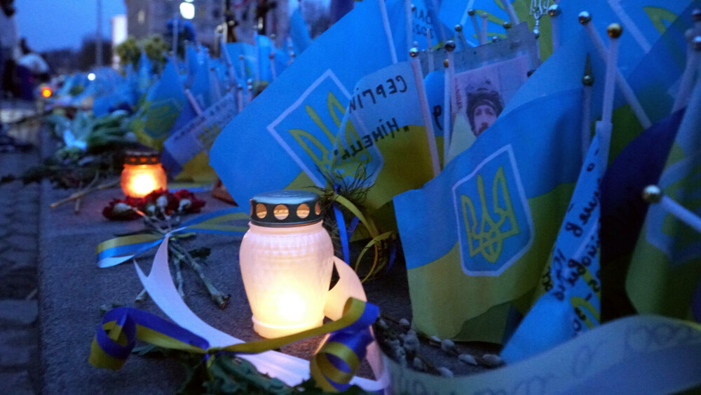 Lacrimi și speranță în Kiev, după doi ani de război. Militarii răniți spun că: „Aceste lucruri nu trebuie să se uite” - Imaginea 7