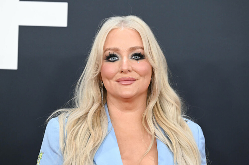 Cele mai neinspirate ținute purtate de vedete la Premiile Grammy. Artiștii care au dezamăgit pe covorul roșu. GALERIE FOTO - Imaginea 11