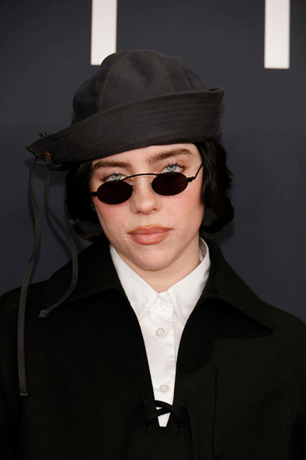 Cele mai neinspirate ținute purtate de vedete la Premiile Grammy. Artiștii care au dezamăgit pe covorul roșu. GALERIE FOTO - Imaginea 50