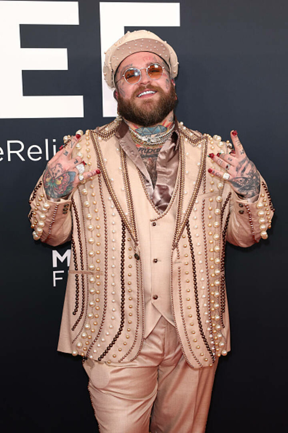 Cele mai neinspirate ținute purtate de vedete la Premiile Grammy. Artiștii care au dezamăgit pe covorul roșu. GALERIE FOTO - Imaginea 57