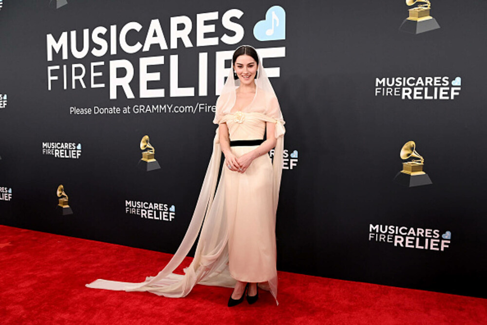 Cele mai neinspirate ținute purtate de vedete la Premiile Grammy. Artiștii care au dezamăgit pe covorul roșu. GALERIE FOTO - Imaginea 65