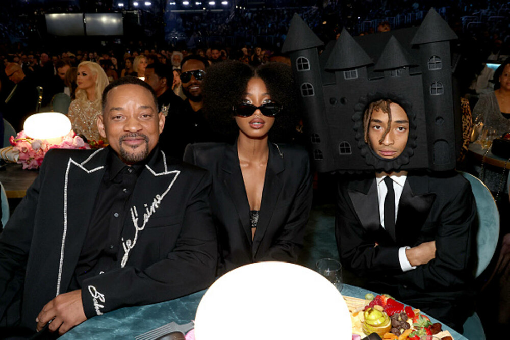 Cele mai neinspirate ținute purtate de vedete la Premiile Grammy. Artiștii care au dezamăgit pe covorul roșu. GALERIE FOTO - Imaginea 89