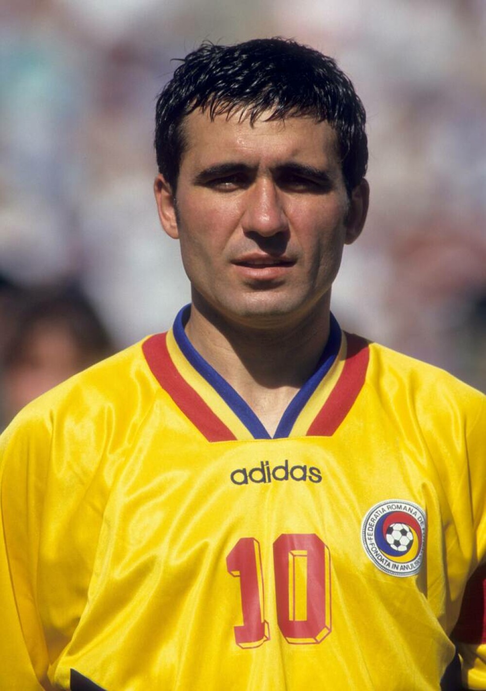 Gheorghe Hagi, „Regele fotbalului românesc”, a împlinit 60 de ani. Fotografii inedite din cariera sa. GALERIE FOTO - Imaginea 27