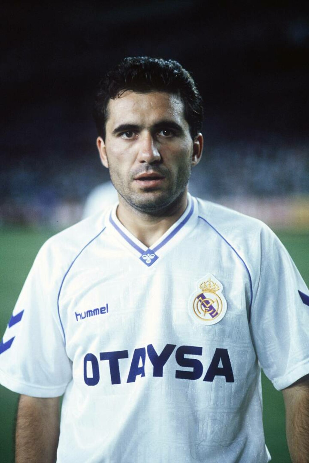 Gheorghe Hagi, „Regele fotbalului românesc”, a împlinit 60 de ani. Fotografii inedite din cariera sa. GALERIE FOTO - Imaginea 30