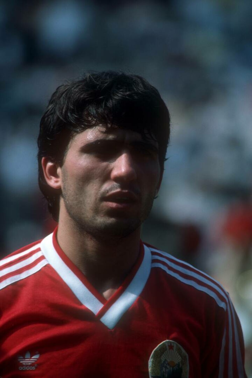 Gheorghe Hagi, „Regele fotbalului românesc”, a împlinit 60 de ani. Fotografii inedite din cariera sa. GALERIE FOTO - Imaginea 51