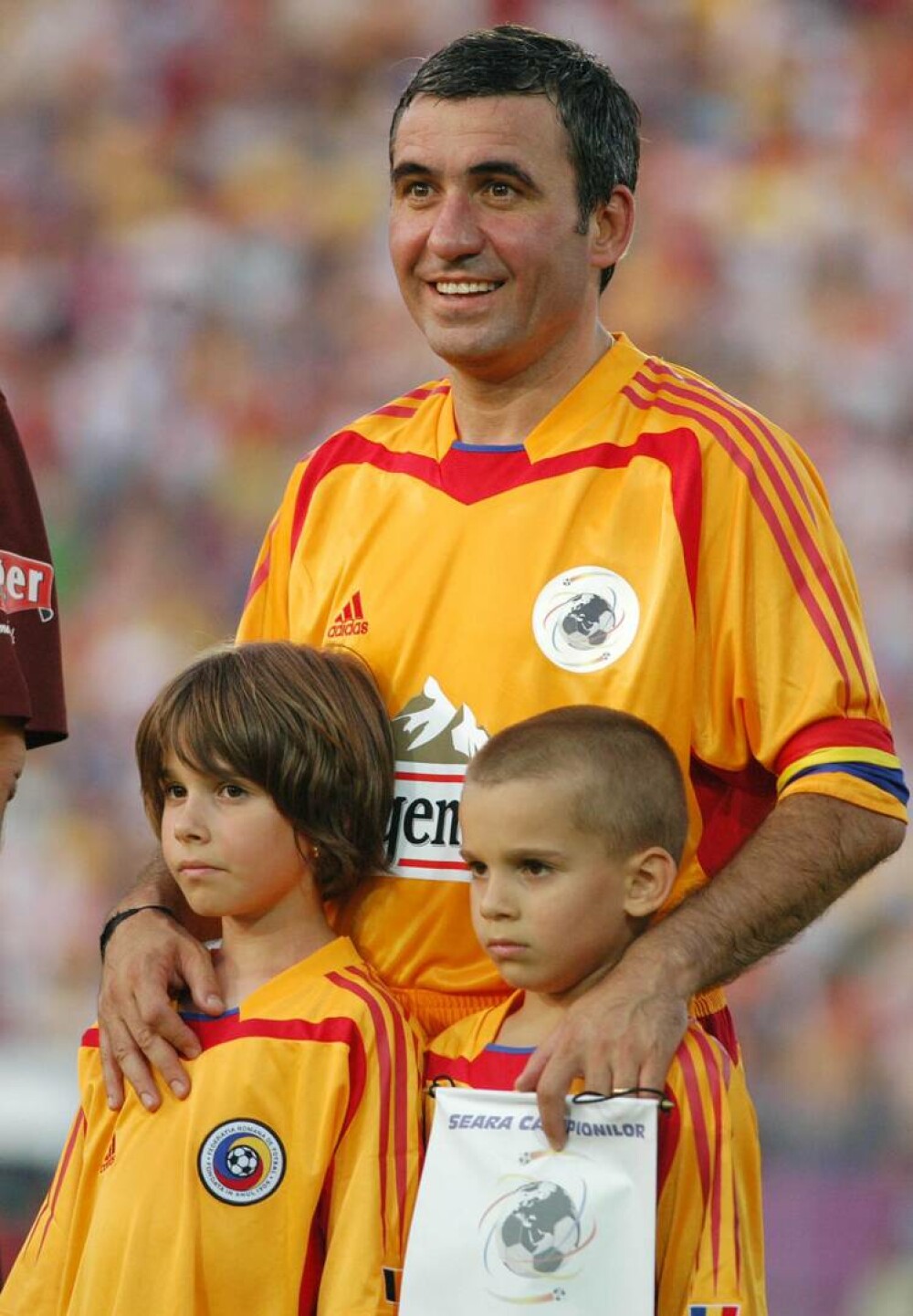 Gheorghe Hagi, „Regele fotbalului românesc”, a împlinit 60 de ani. Fotografii inedite din cariera sa. GALERIE FOTO - Imaginea 58