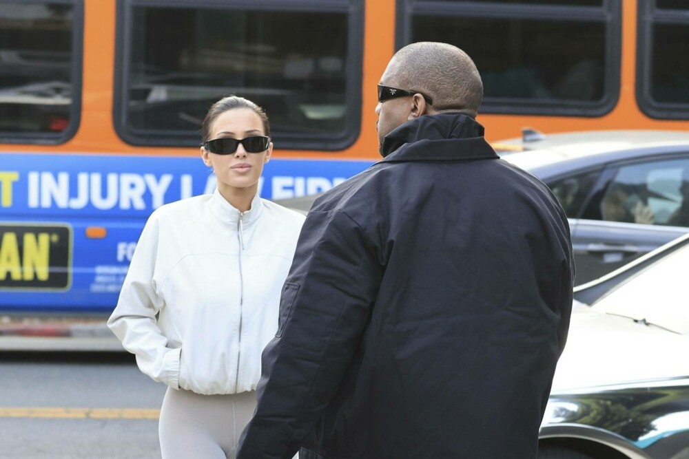 Sora Biancăi Censori îi ia apărarea după apariția controversată la Grammy: „Nu sunt pentru toată lumea”. FOTO - Imaginea 17