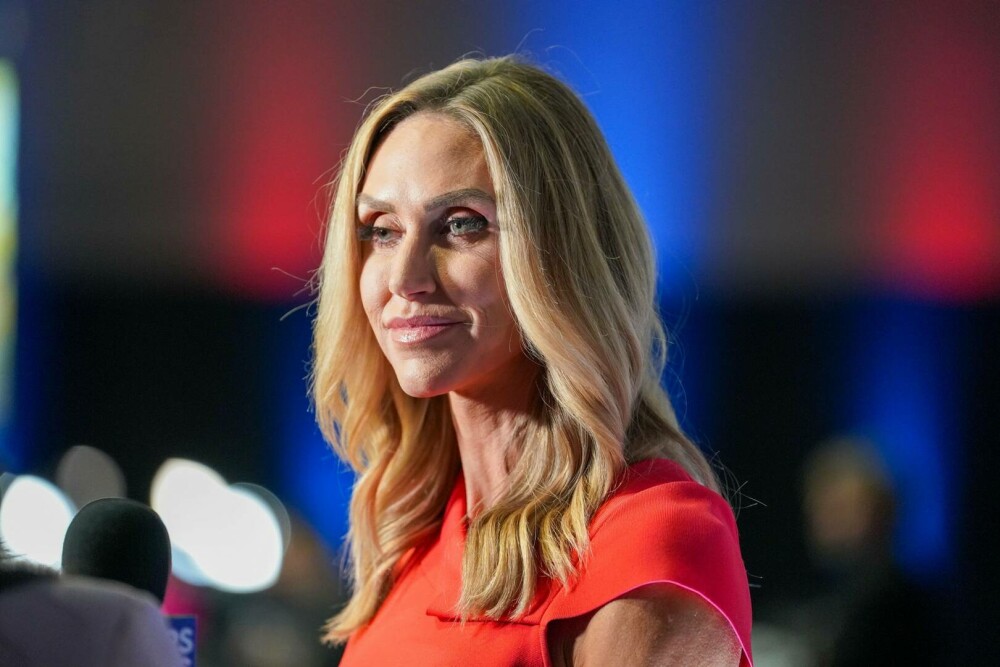 Nora lui Donald Trump, Lara Trump, va prezenta o emisiune de weekend la Fox News - Imaginea 1