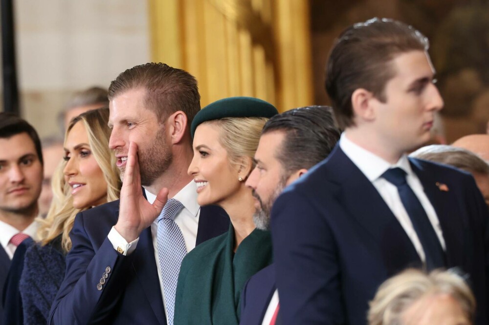 Nora lui Donald Trump, Lara Trump, va prezenta o emisiune de weekend la Fox News - Imaginea 16