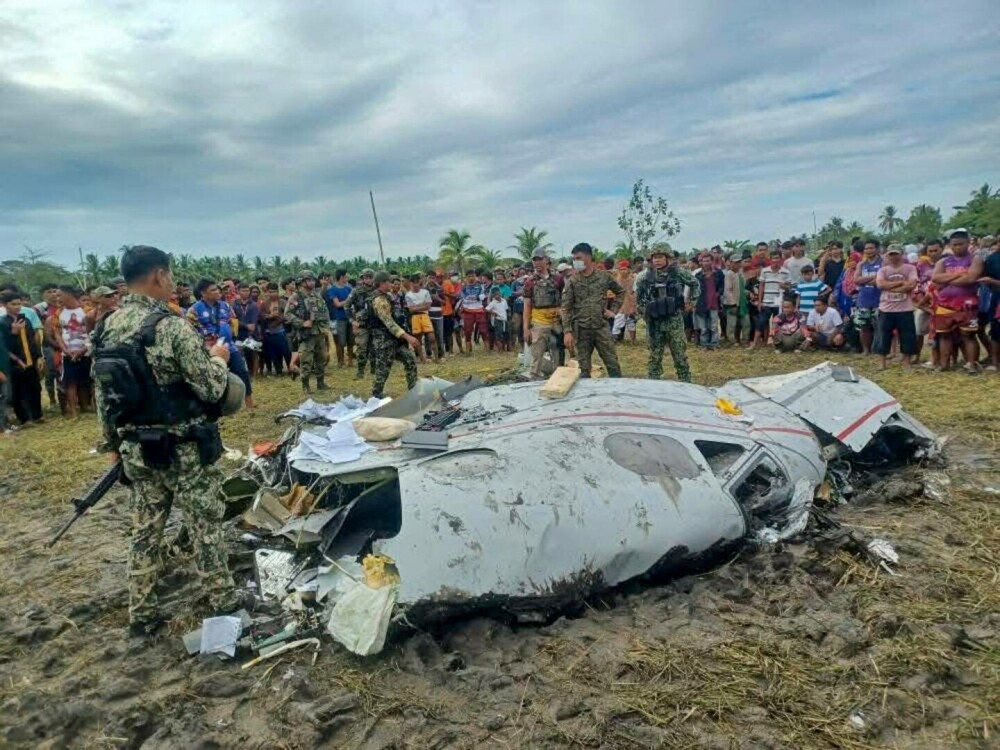 Un avion militar al SUA s-a prăbușit în Filipine. Nu există supravieţuitori ai accidentului - Imaginea 3