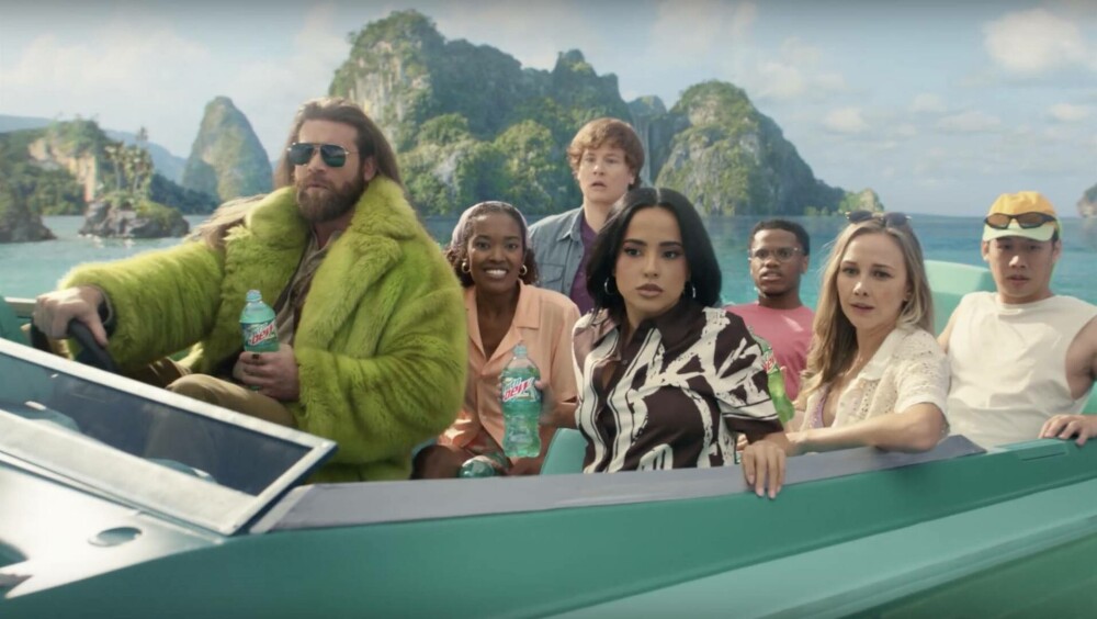 Cântărețul Seal s-a transformat într-o focă o reclamă pentru Super Bowl. FOTO & VIDEO - Imaginea 5