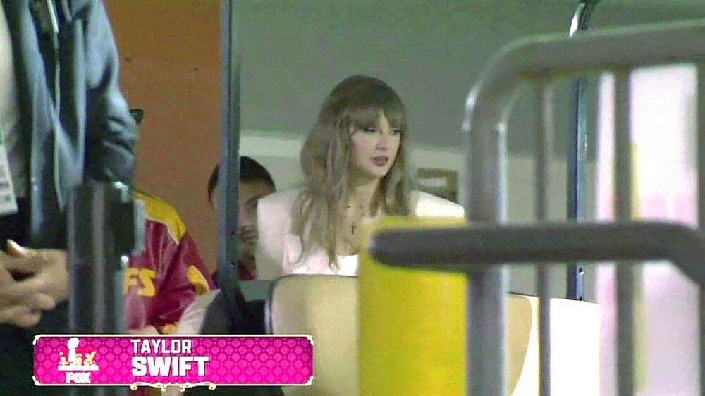 Taylor Swift, Jay-Z, Adam Sandler, Lionel Messi şi Bradley Cooper, printre celebrităţile prezente la Super Bowl 2025. FOTO - Imaginea 9