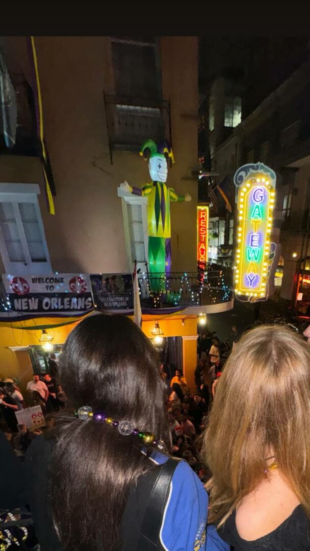 Jessica Alba, apariție inedită la Super Bowl 2025 alături de fiicele sale la scurt timp după despărțirea de Cash Warren. FOTO - Imaginea 1