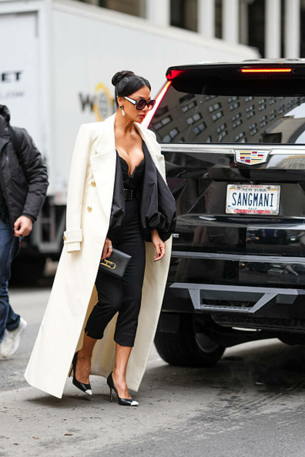Nicole Scherzinger, apariție îndrăzneață la New York Fashion Week. Decolteul ei a atras toate privirile. GALERIE FOTO - Imaginea 10