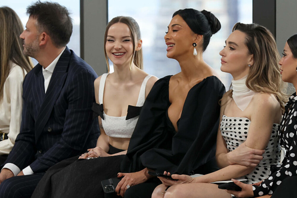 Nicole Scherzinger, apariție îndrăzneață la New York Fashion Week. Decolteul ei a atras toate privirile. GALERIE FOTO - Imaginea 28