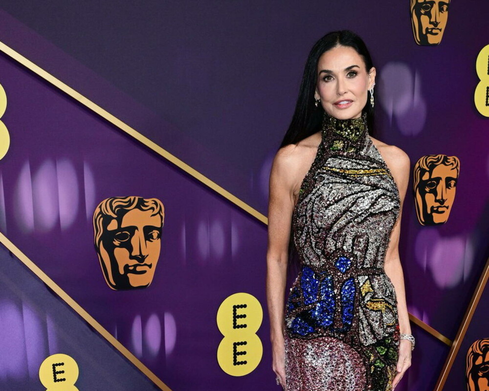 Demi Moore a fost desemnată „Cea mai frumoasă persoană din lume”. Declarațiile actriței. FOTO - Imaginea 14