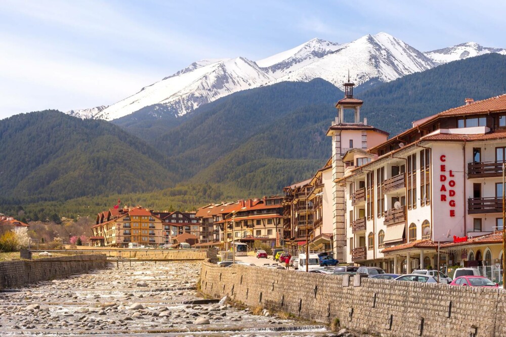 „Comoara ascunsă” a Europei, unde se găsește cea mai ieftină stațiune de schi. Se află la câteva ore de București - Imaginea 2