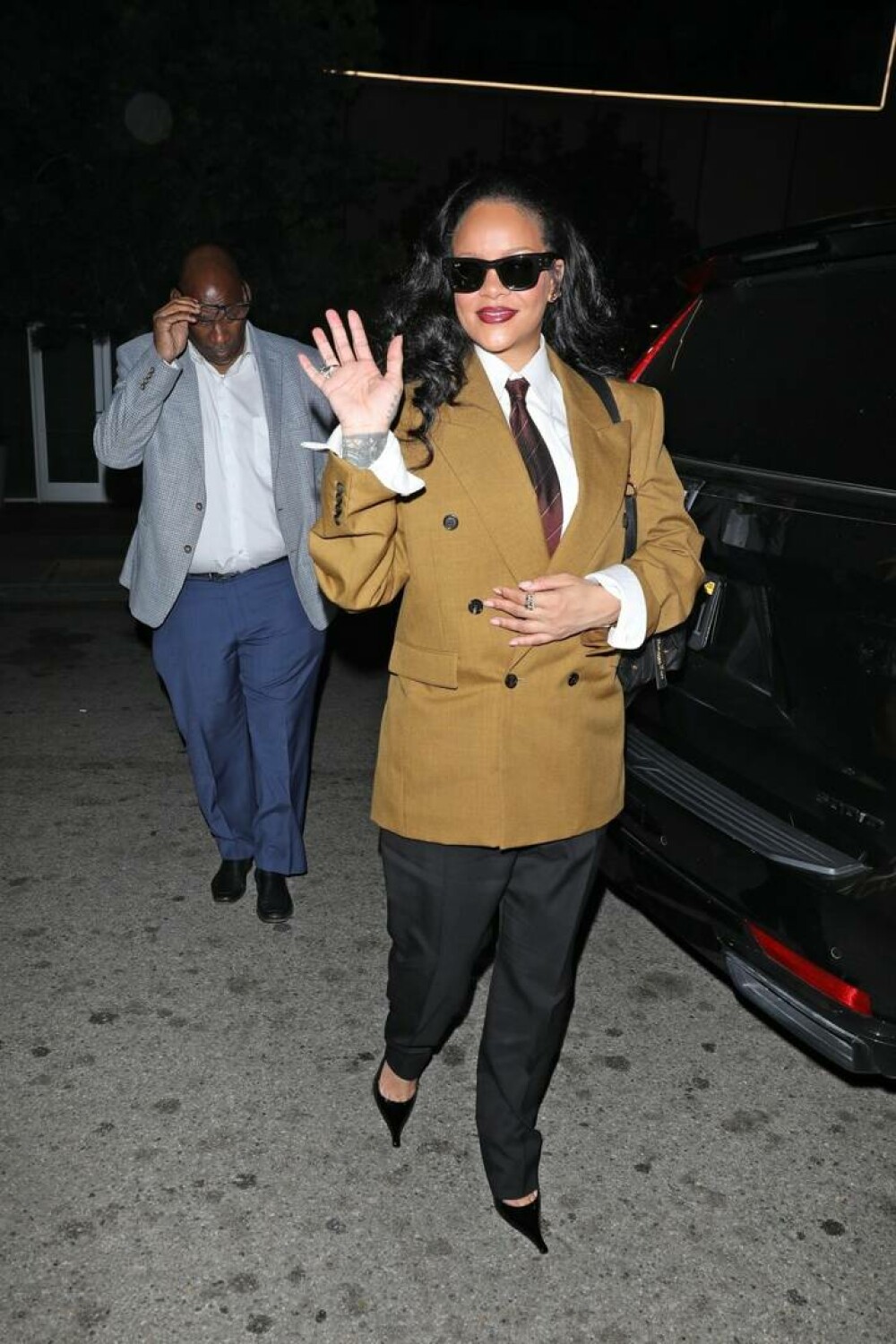 Rihanna și ASAP Rocky, apariție relaxată în California de ziua artistei. Vedeta a împlinit 37 de ani. FOTO - Imaginea 6