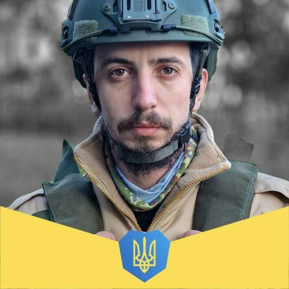 Românul decorat de Zelenski, la 3 ani de la invazia rusă. ”Ucraina menţine speranţa vie şi stă în picioare cu demnitate” - Imaginea 1