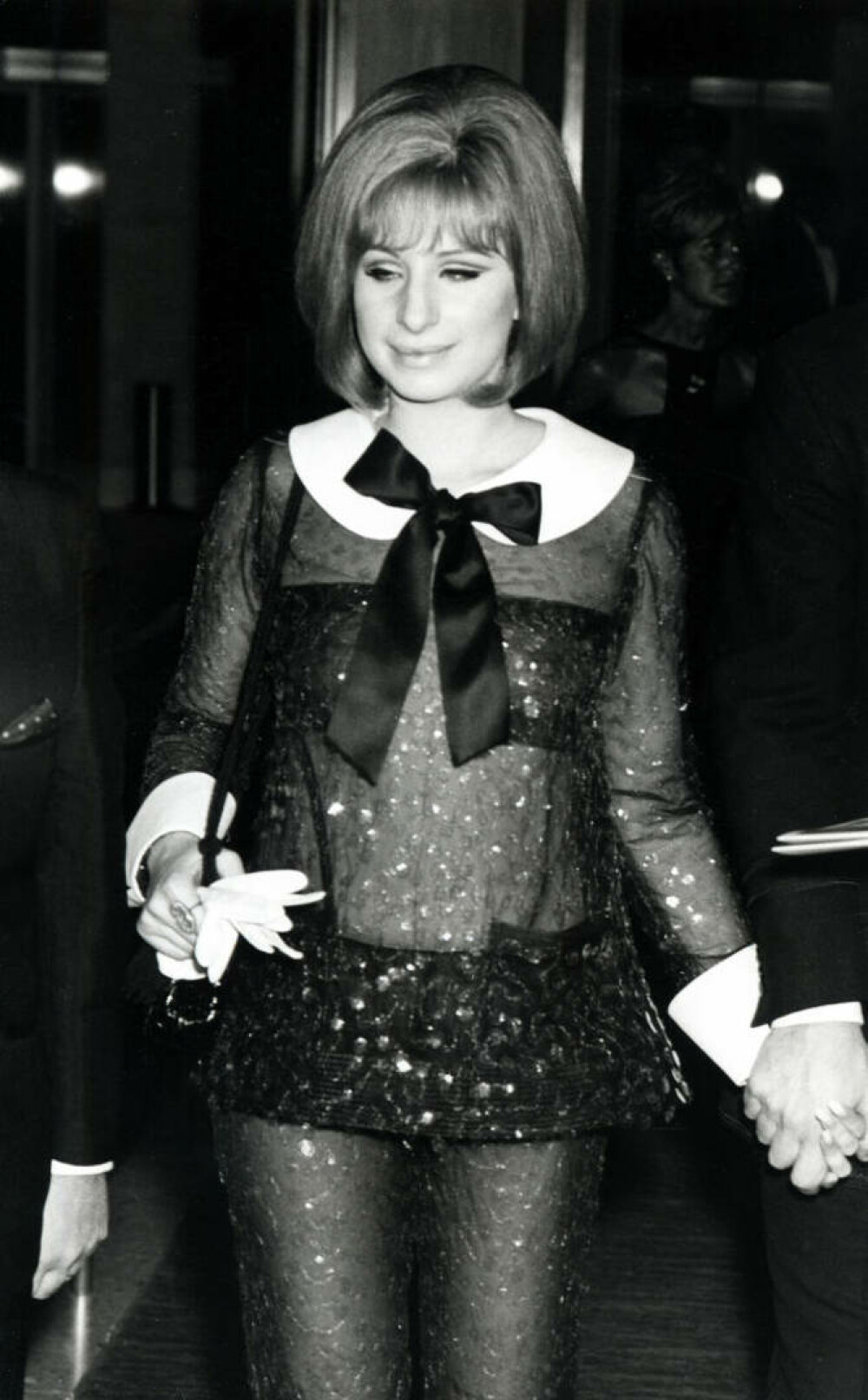 Ținute memorabile la Premiile Oscar - eleganță, stil și momente de neuitat din istoria Premiilor Academiei | FOTO - Imaginea 13
